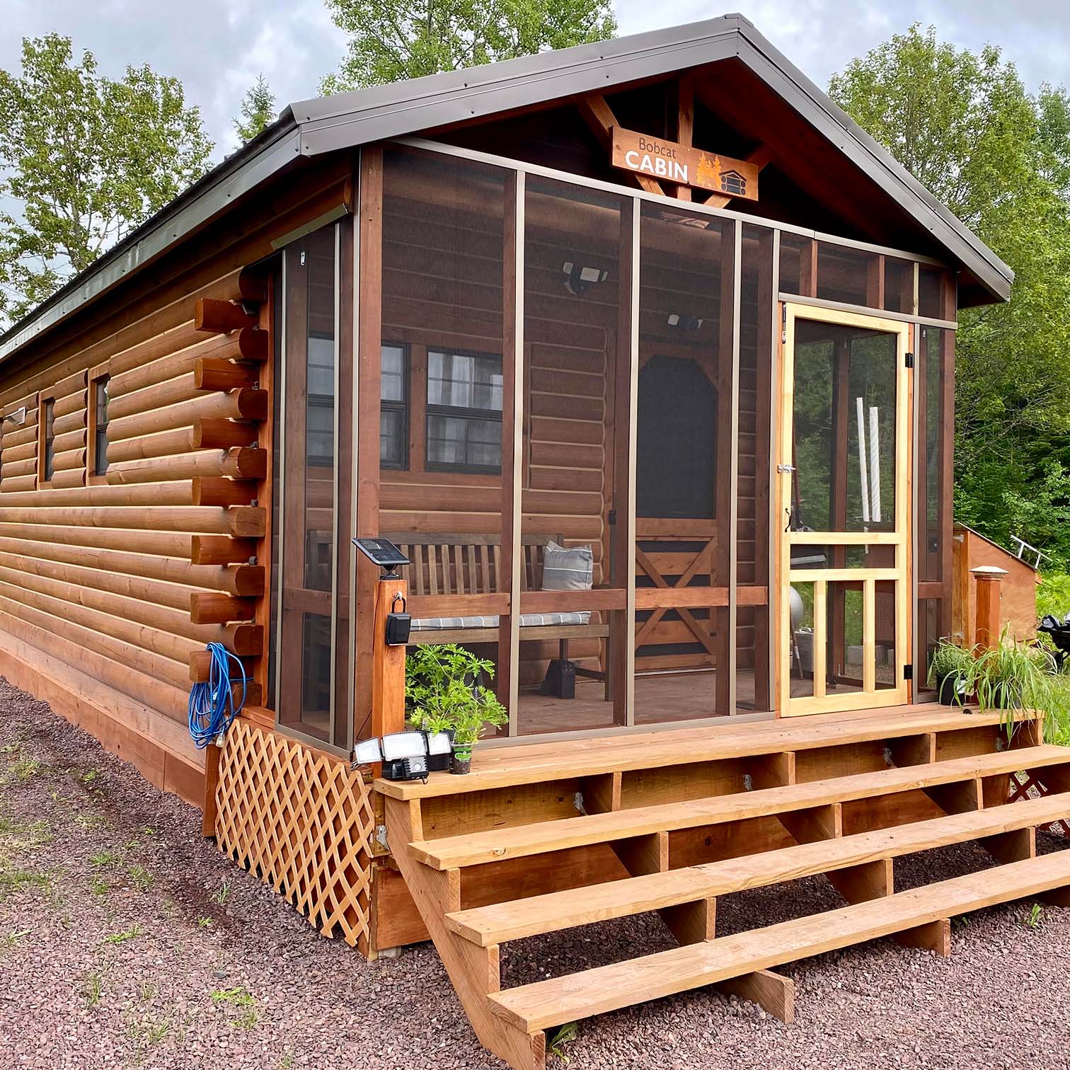 Jordon Off-Grid Cabins - Snowmobile. Hunt. Explore the UP. - Distinctive Off Grid Vacation Rentals